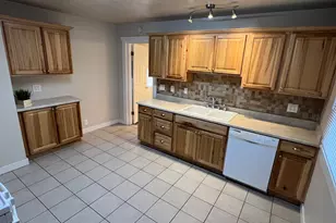 2622 S Green St, Salt Lake City, UT 84106 - Photo 9