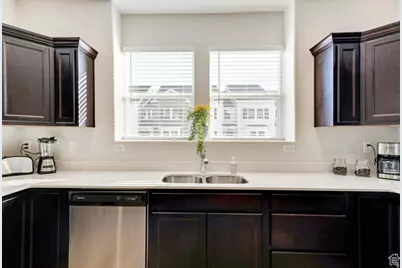 2019 N 3930 W, Lehi, UT 84043 - Photo 7