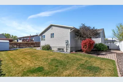 4049 S Castle View Dr, West Valley, UT 84128 - Photo 25
