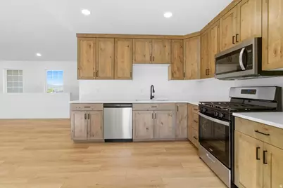1603 N 250 E, Nephi, UT 84648 - Photo 13
