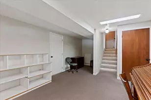 2172 E 2050 N, Layton, UT 84040 - Photo 23