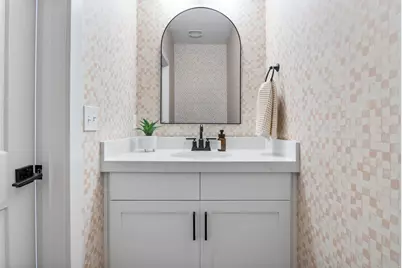 179 N 70 W, Vineyard, UT 84059 - Photo 33