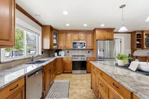 11404 S High Mesa Dr, Sandy, UT 84092 - Photo 13