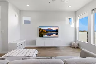 4925 W Willowbank Dr, Highland, UT 84003 - Photo 7