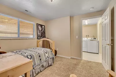 91 N 500 W, Clearfield, UT 84015 - Photo 13
