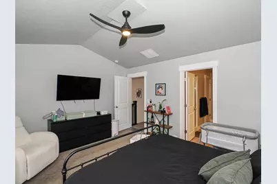 15335 S Tarawa Dr W, Bluffdale, UT 84065 - Photo 17