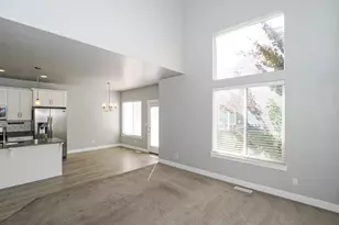 15335 S Tarawa Dr W, Bluffdale, UT 84065 - Photo 7