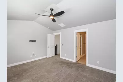 15335 S Tarawa Dr W, Bluffdale, UT 84065 - Photo 19