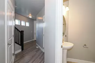 15335 S Tarawa Dr W, Bluffdale, UT 84065 - Photo 5