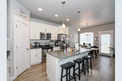 15335 S Tarawa Dr W, Bluffdale, UT 84065 - Photo 9