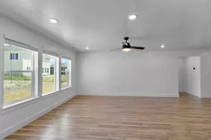 401 W 3085 S, Nibley, UT 84321 - Photo 9