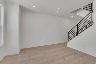 10999 S Freestone Rd W #111, South Jordan, UT 84009 - Photo 5