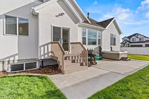 2354 W Boothill Dr W, Kaysville, UT 84037 - Photo 31