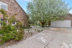 952 N 400 E, American Fork, UT 84003 - Photo 5