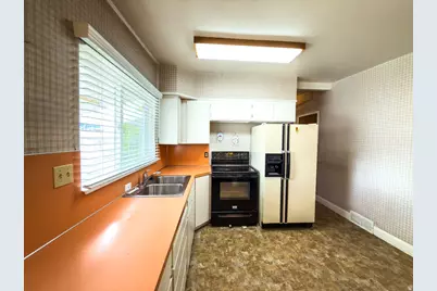 883 N 900 E, Price, UT 84501 - Photo 11