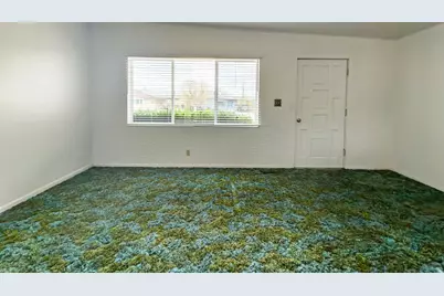 883 N 900 E, Price, UT 84501 - Photo 7