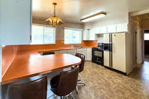 883 N 900 E, Price, UT 84501 - Photo 9