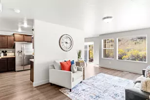 2278 E Deer Park Ln S, Draper, UT 84020 - Photo 7