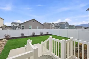 1260 E Packard Dr, Eagle Mountain, UT 84005 - Photo 33