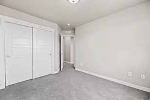 1260 E Packard Dr, Eagle Mountain, UT 84005 - Photo 23