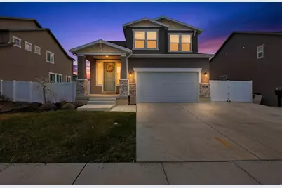 1260 E Packard Dr, Eagle Mountain, UT 84005 - Photo 45