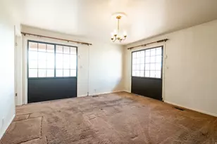 2534 E Grand Pt Cir, Sandy, UT 84092 - Photo 15