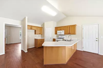 4530 W Downing Dr, Cedar Hills, UT 84062 - Photo 9