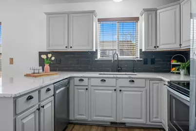 1277 S 1050 W, Payson, UT 84651 - Photo 11