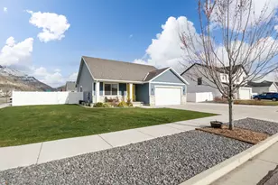 499 S 655 E, Hyrum, UT 84319 - Photo 5