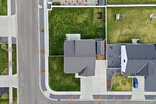 499 S 655 E, Hyrum, UT 84319 - Photo 7