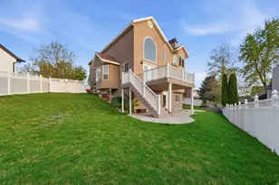 7910 S Pear Tree Circle, Sandy, UT 84094 - Photo 3