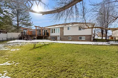 1845 E Cherry Ln, Layton, UT 84040 - Photo 37