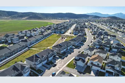 4869 E Breezy Patch Rd, Eagle Mountain, UT 84005 - Photo 37