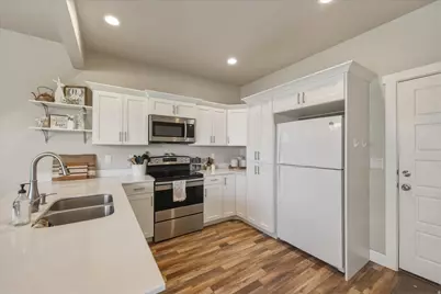 4373 E Colt Ct, Eagle Mountain, UT 84005 - Photo 13