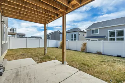1577 W Quailhill Rd, Saratoga Springs, UT 84045 - Photo 29
