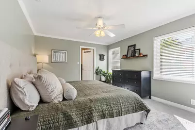 2015 S Laurelhurst Dr, Salt Lake City, UT 84108 - Photo 9