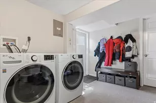 2015 S Laurelhurst Dr, Salt Lake City, UT 84108 - Photo 25