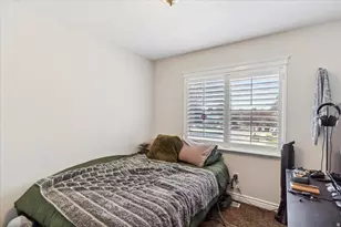 1441 Bridgeview Dr, Layton, UT 84041 - Photo 21