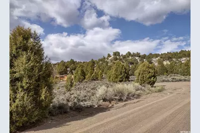 [Address not provided], Alton, UT 84710 - Photo 13