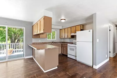 5161 S 1275 W, Riverdale, UT 84405 - Photo 7