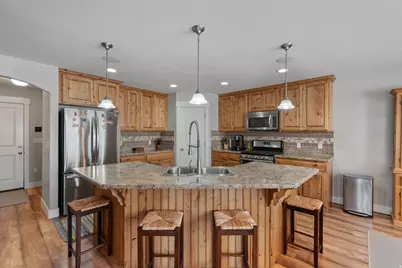 8804 S Millrace View Cir, West Jordan, UT 84088 - Photo 5