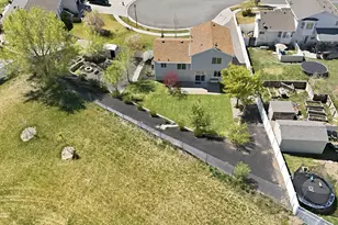 5893 S Alpine Crest Circle, Salt Lake City, UT 84118 - Photo 31