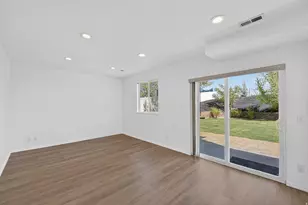 5893 S Alpine Crest Circle, Salt Lake City, UT 84118 - Photo 11