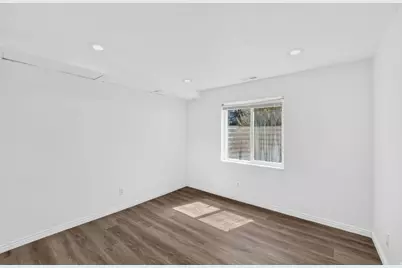 5893 S Alpine Crest Cir, Salt Lake City, UT 84118 - Photo 15