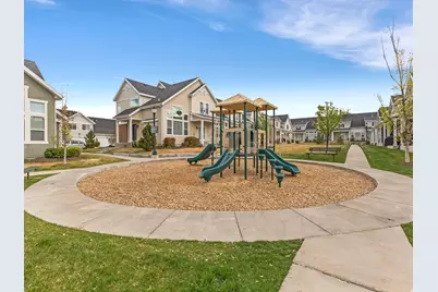 783 E Newfield Dr, Sandy, UT 84094 - Photo 23