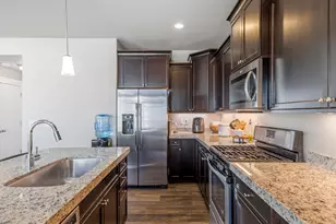 783 E Newfield Dr, Sandy, UT 84094 - Photo 3