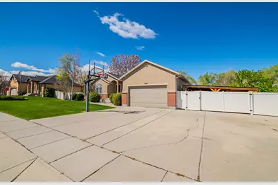 3026 S Hibler Dr W, Magna, UT 84044 - Photo 3