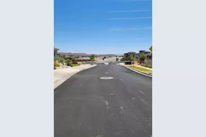 231 Colbey Loop, Santa Clara, UT 84765 - Photo 3