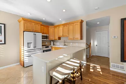 7824 S Sequoia Tree Ln, Sandy, UT 84094 - Photo 11