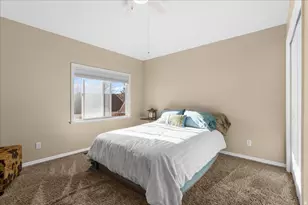 7824 S Sequoia Tree Ln, Sandy, UT 84094 - Photo 27